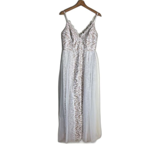 Aidan Mattox tulle-paneled guipure lace gown Prom Dress bride bridal size 6 - Picture 2 of 13